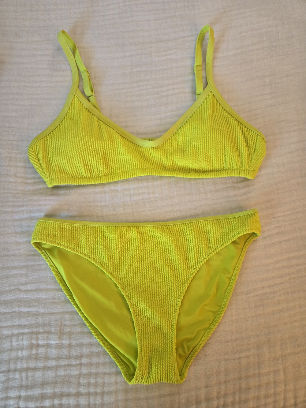 Aerie Neon Yellow & Blue Tye-Dye Bikinis-Set Of 2 (XL Tops/L Bottoms) - Picture 5 of 8
